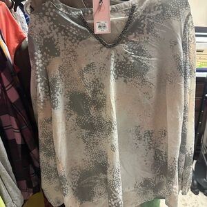 Kohl's Gray‎ and Cream Women's Blouse